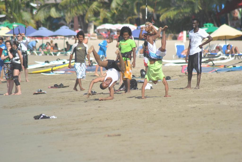 Cabarete Surf Camp Hotel Bagian luar foto